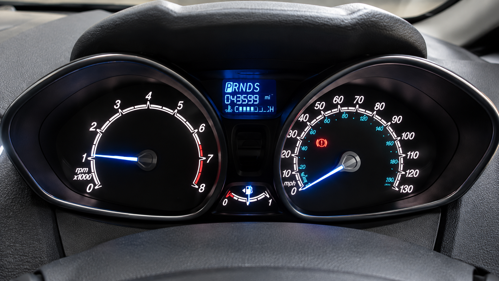 FORD FIESTA TITANIUM - Image 11